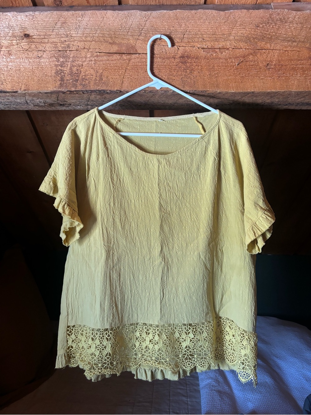 SHEIN Lightweight Yellow Crochet-Hem Women's Top
